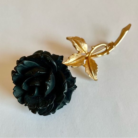Vintage Signed Accessocraft NYC Black Rose Brooch - Picture 4 of 8